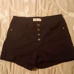 ⚘l.e.i - black jean shorts